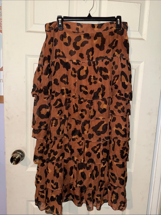 FARM Rio Dresses & Skirts - FARM Rio Brown and Black Leopard Tiered Midi Skirt